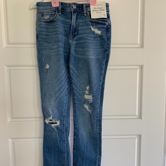 Abercrombie & Fitch Jeans - Picture 1 of 4